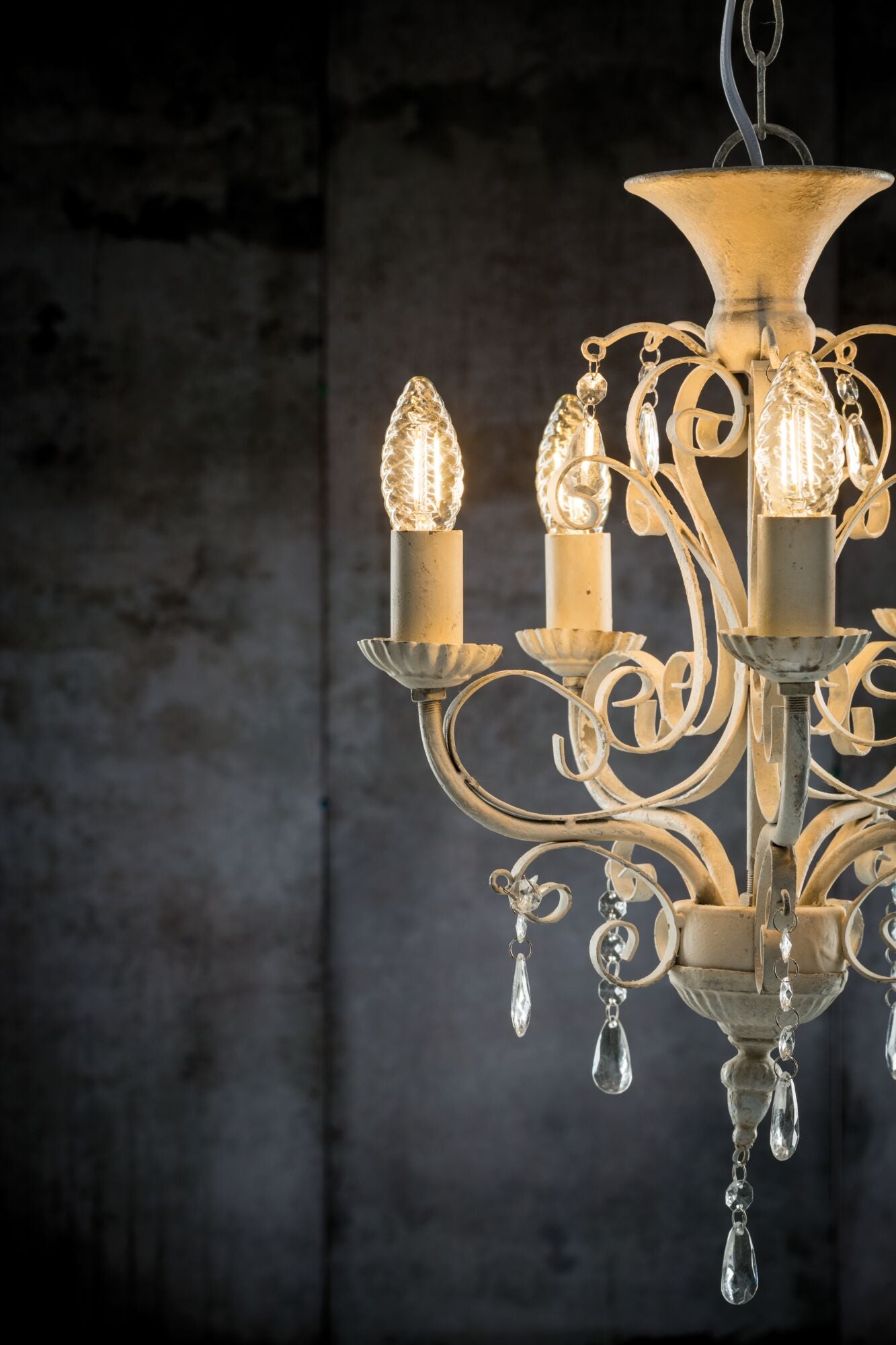 LED Kerze  gedrehtes Glas
