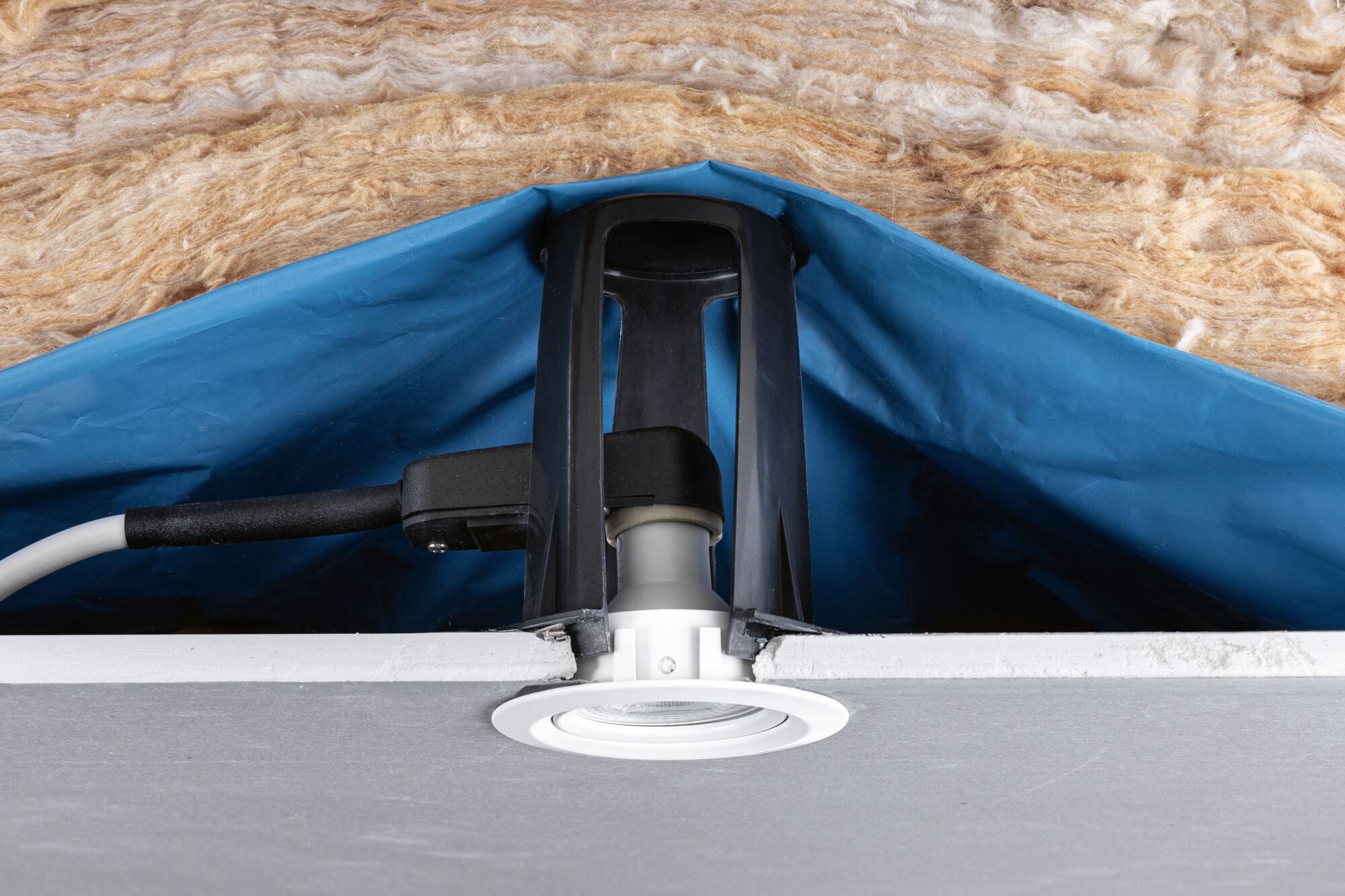 Abstandshalter für Einbauleuchten  62 - 90mm