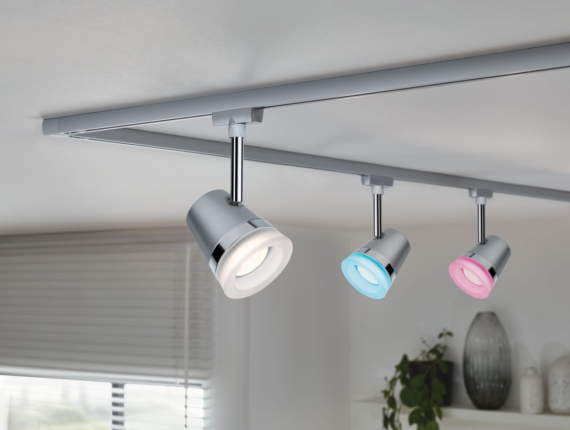URail Schienenspot Smart Home Zigbee 3.0 Cone Einzelspot inkl. RGBW Leuchtmittel GU10 350lm 5,5W RGBW+ dimmbar 230V Chrom matt