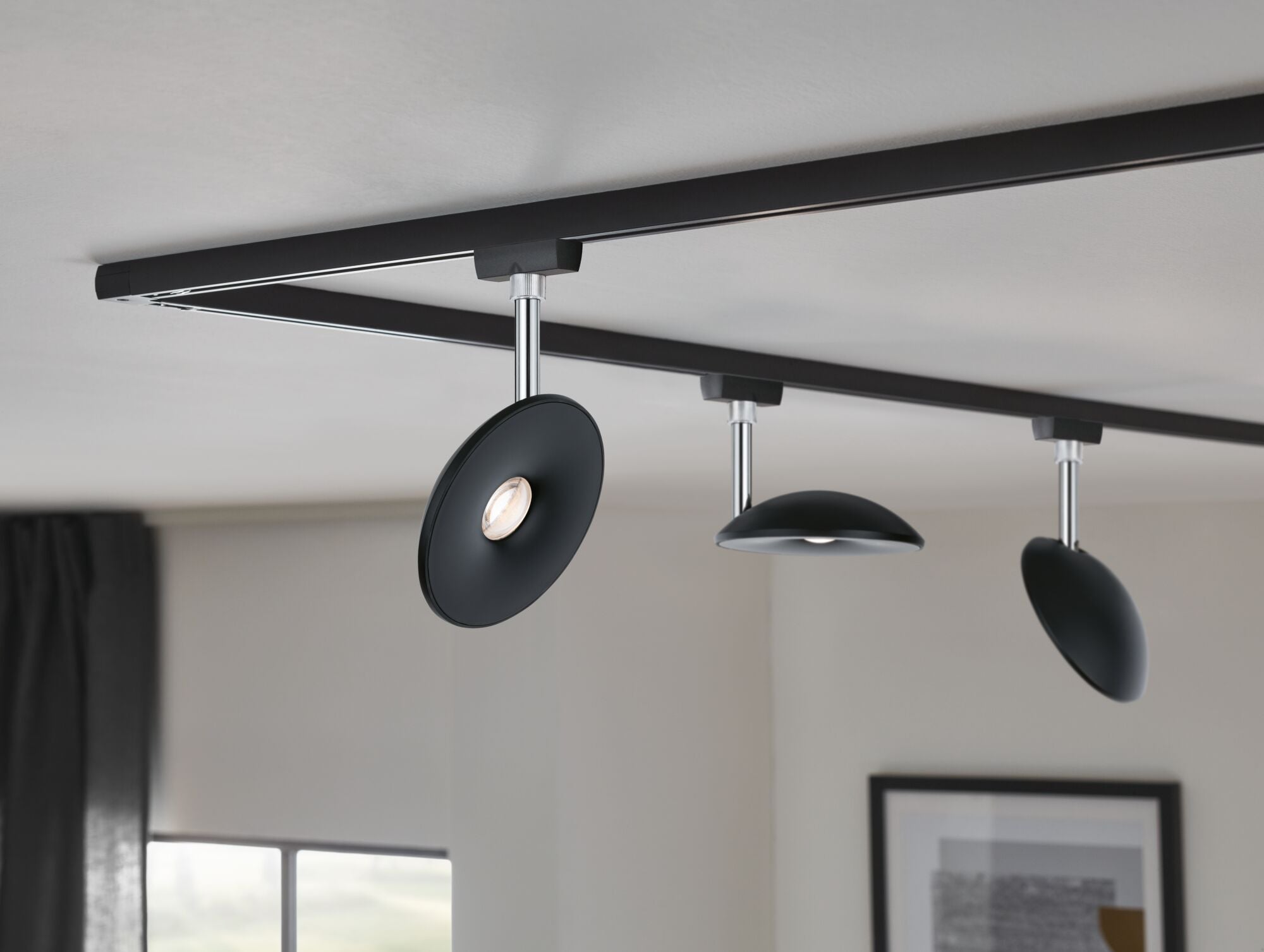 URail LED Schienenspot Sphere Einzelspot 493lm 7W 2700K dimmbar 230V Schwarz matt/Chrom