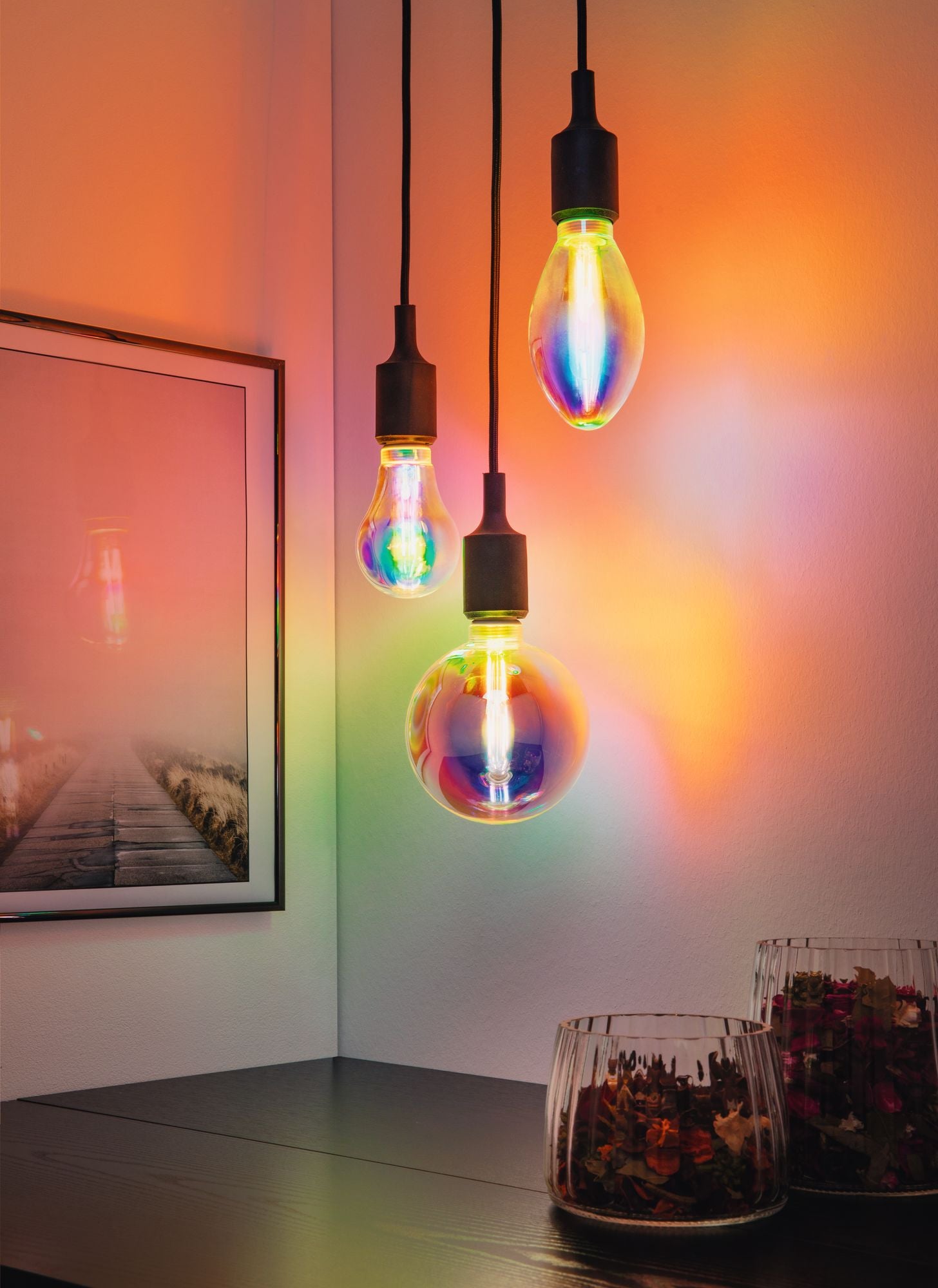 Fantastic Colors Edition LED Birne E27 230V 470lm 5W 2700K dimmbar Dichroic